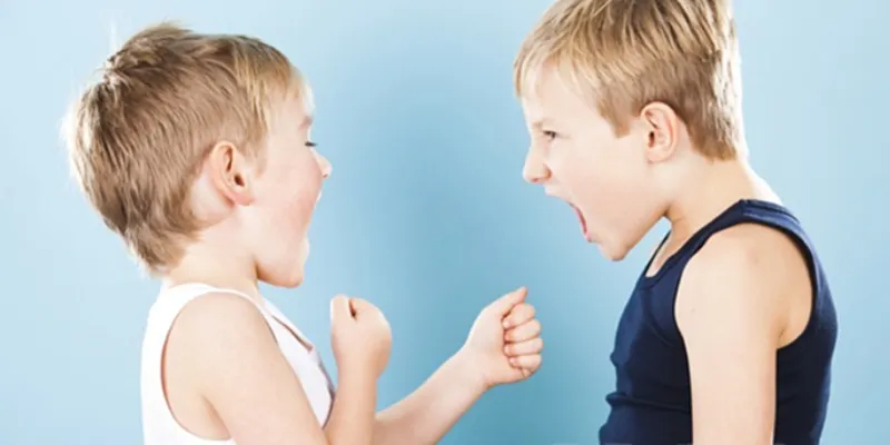 Giải mã giấc mơ thấy đánh nhau có ý nghĩa gì?